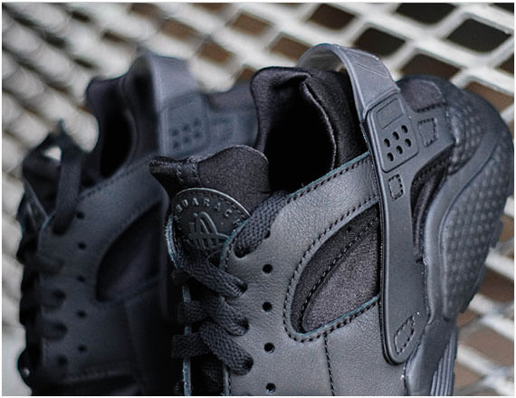ZAPATILLAS NIKE AIR HUARACHE - Grid