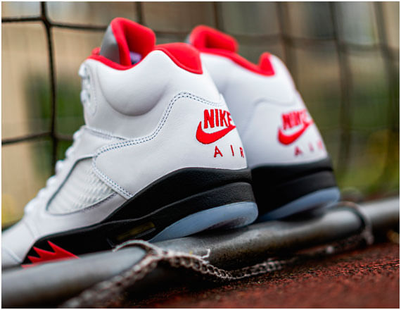 BOTITAS AIR JORDAN RETRO 5 - Grid
